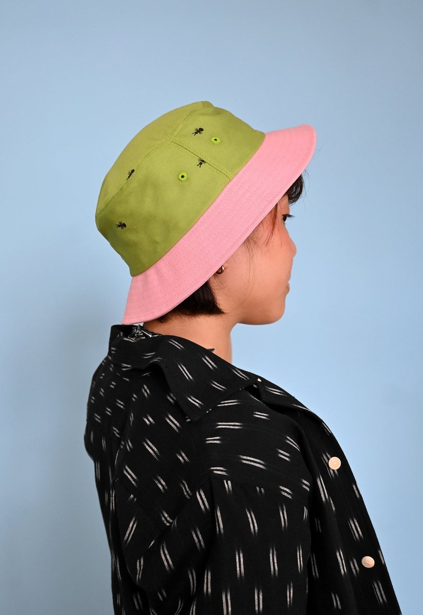 HO HOS HOLE IN THE WALL - "Ants on Your Hat" bucket hat ▲Green▼Pink colorway combo