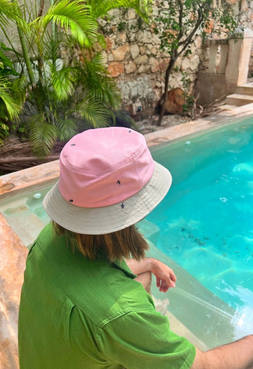 HO HOS HOLE IN THE WALL - "Ants on Your Hat" bucket hat ▲Pink▼Grey