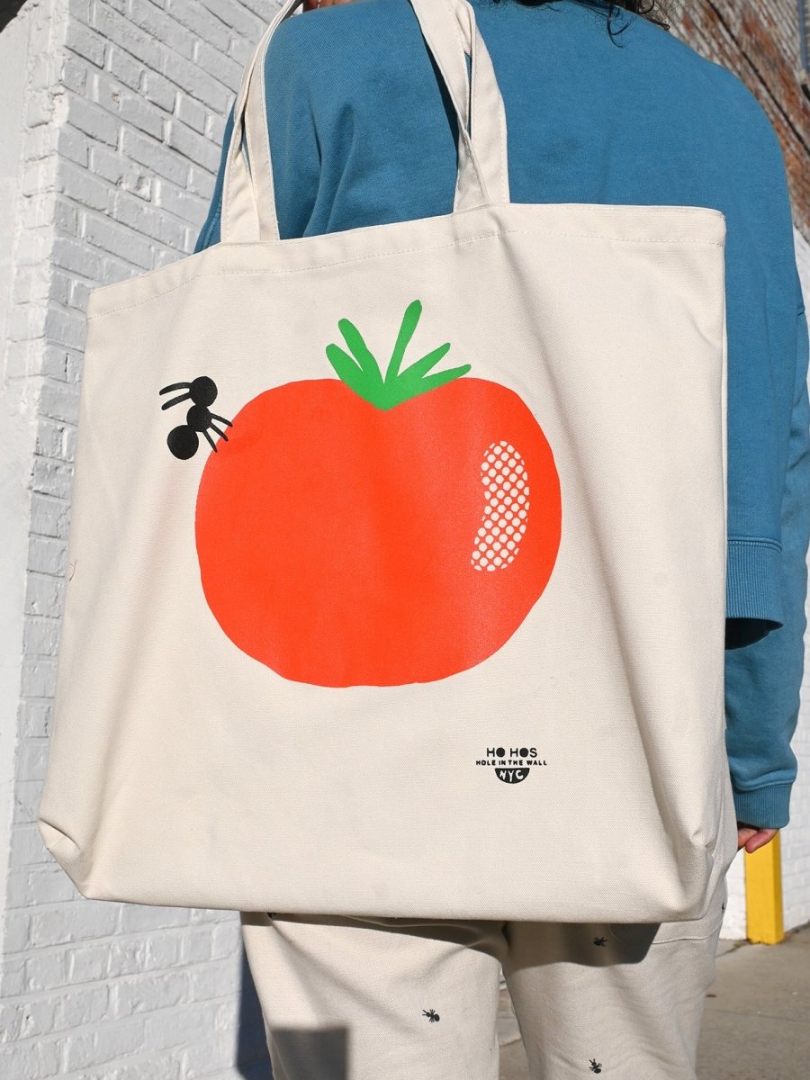 "Tomato" tote bag - Design by HO HOS HOLE IN THE WALL